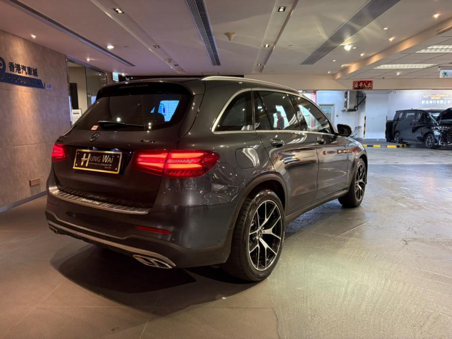 GLC250 4Matic AMG - Image 2